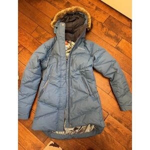 Columbia Women's Lay D Down Jacket Marine‎ Fur Faux Hood Medium MSPR $279